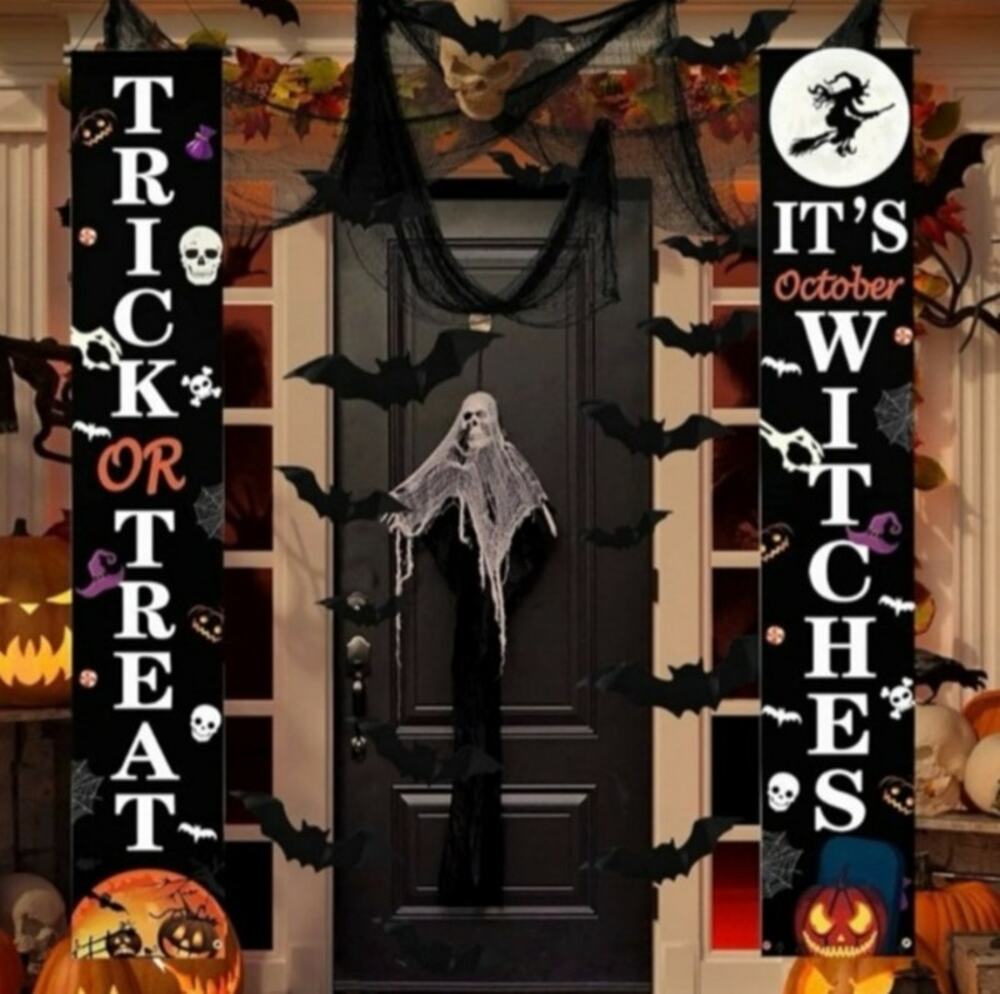 Halloween Decorations Kit Indoor Outdoor 21 piece Set Banners Bats Creepy Cloth